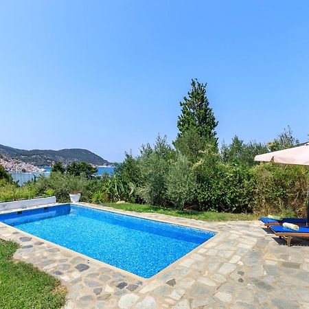 Villa Rodia With Swimming Pool On Skopelos Island Exterior foto