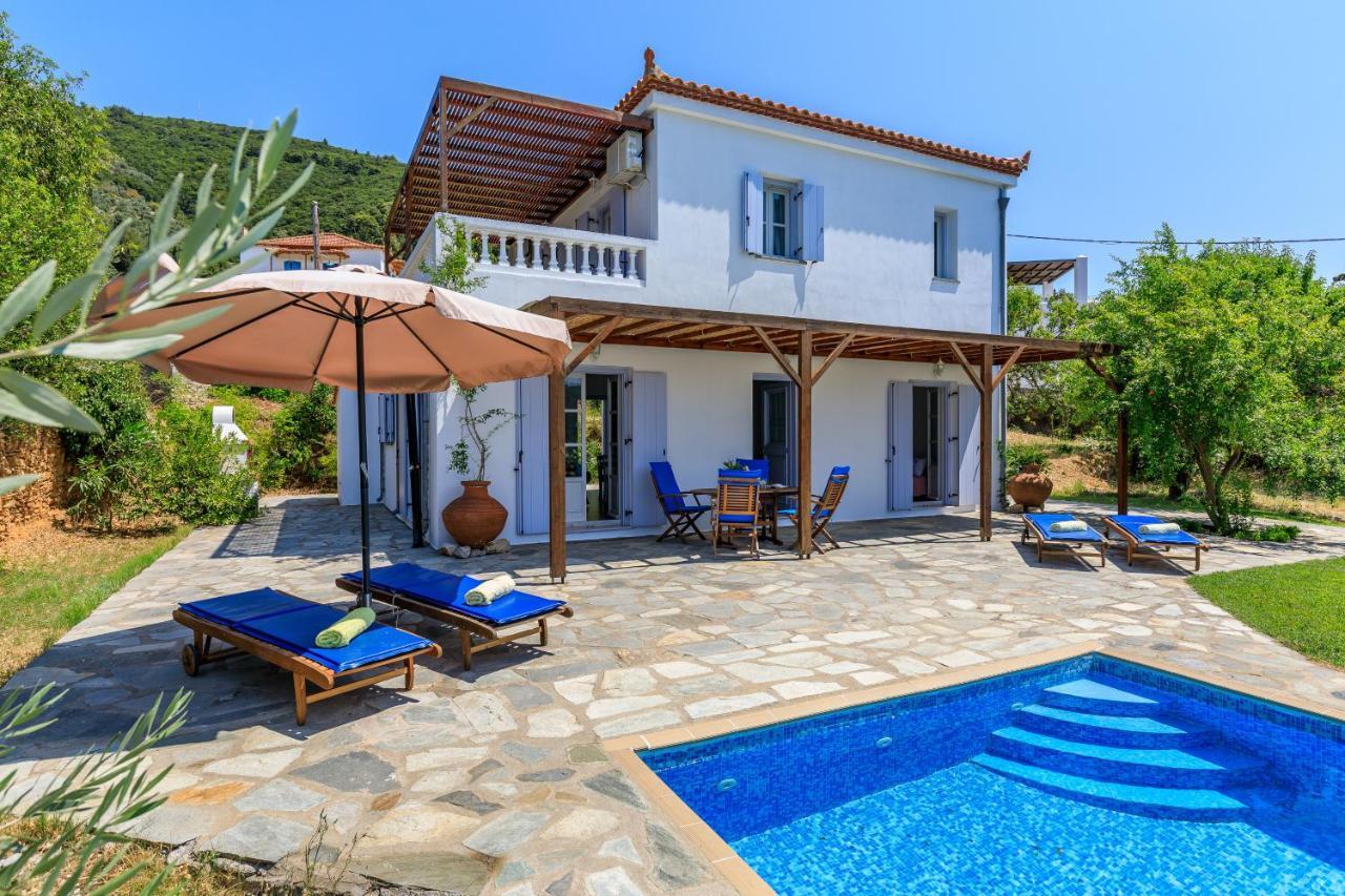 Villa Rodia With Swimming Pool On Skopelos Island Exterior foto